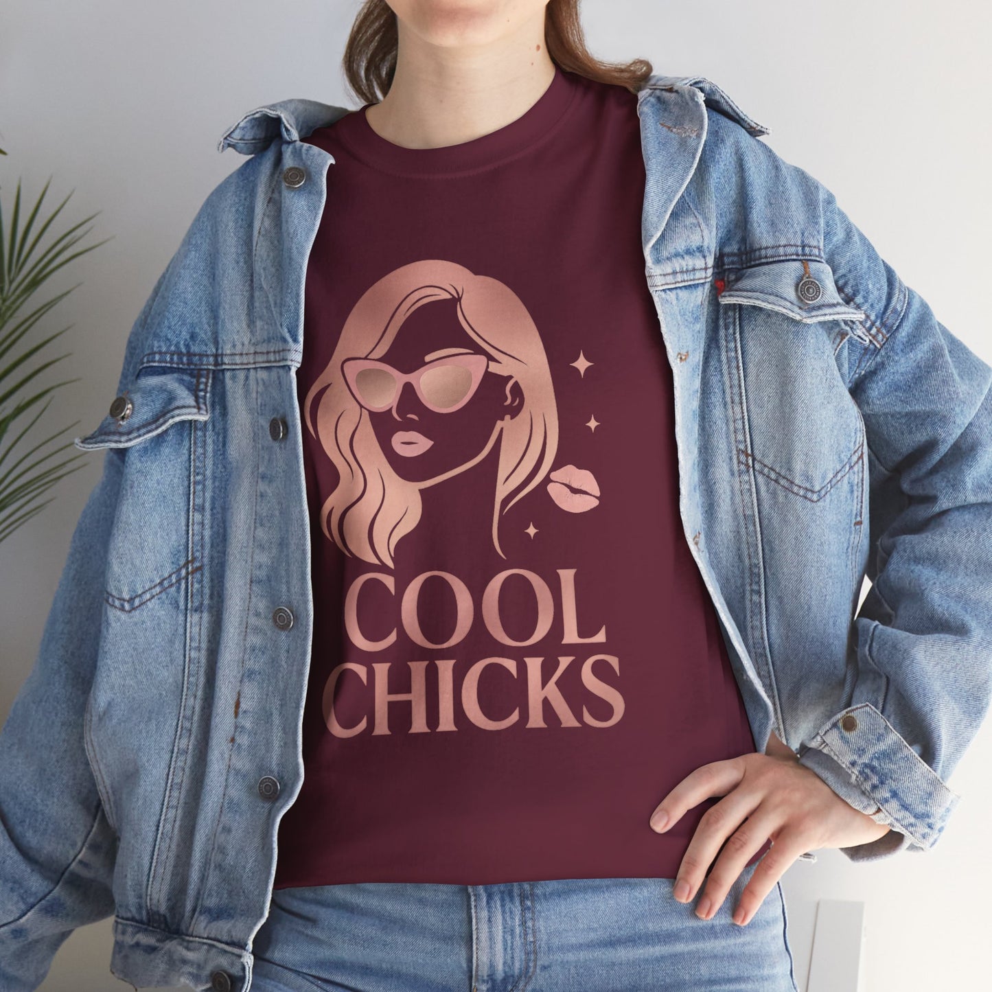 COOL CHICKS T-Shirt – Lässiger Vintage-Look mit Statement