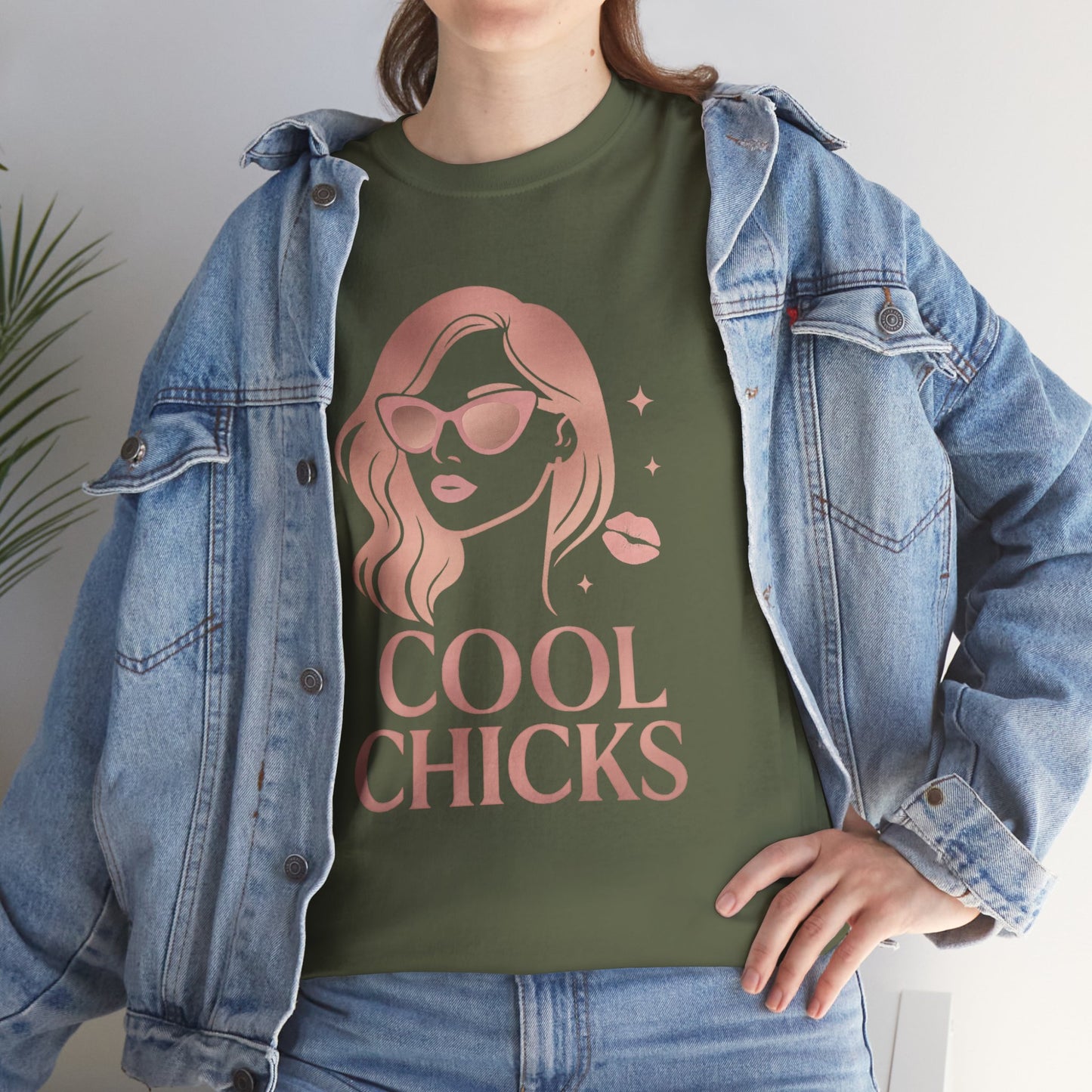 COOL CHICKS T-Shirt – Lässiger Vintage-Look mit Statement