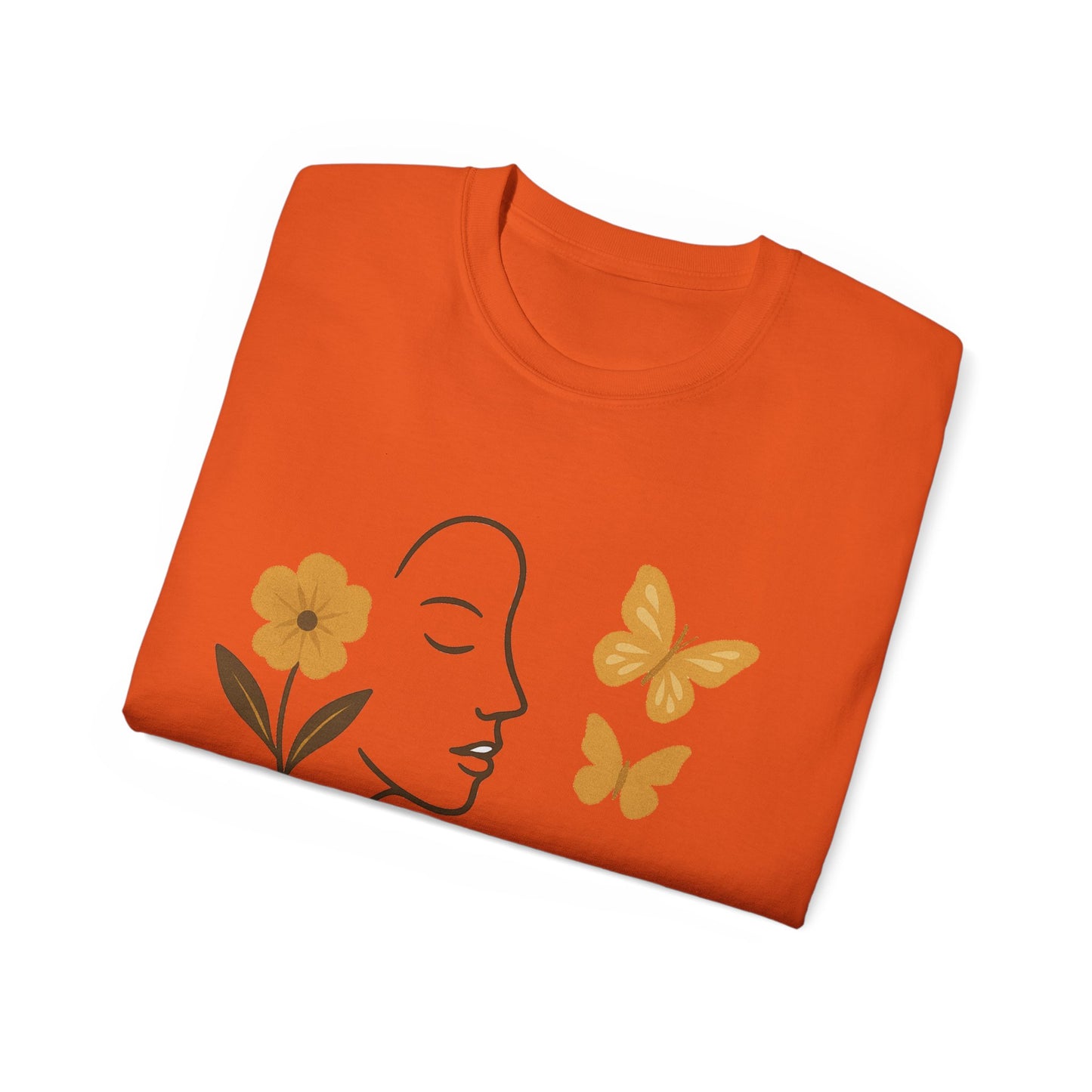 Bloom with Grace – Sanftes Vintage Damen T-Shirt mit Blumen & Schmetterlingen