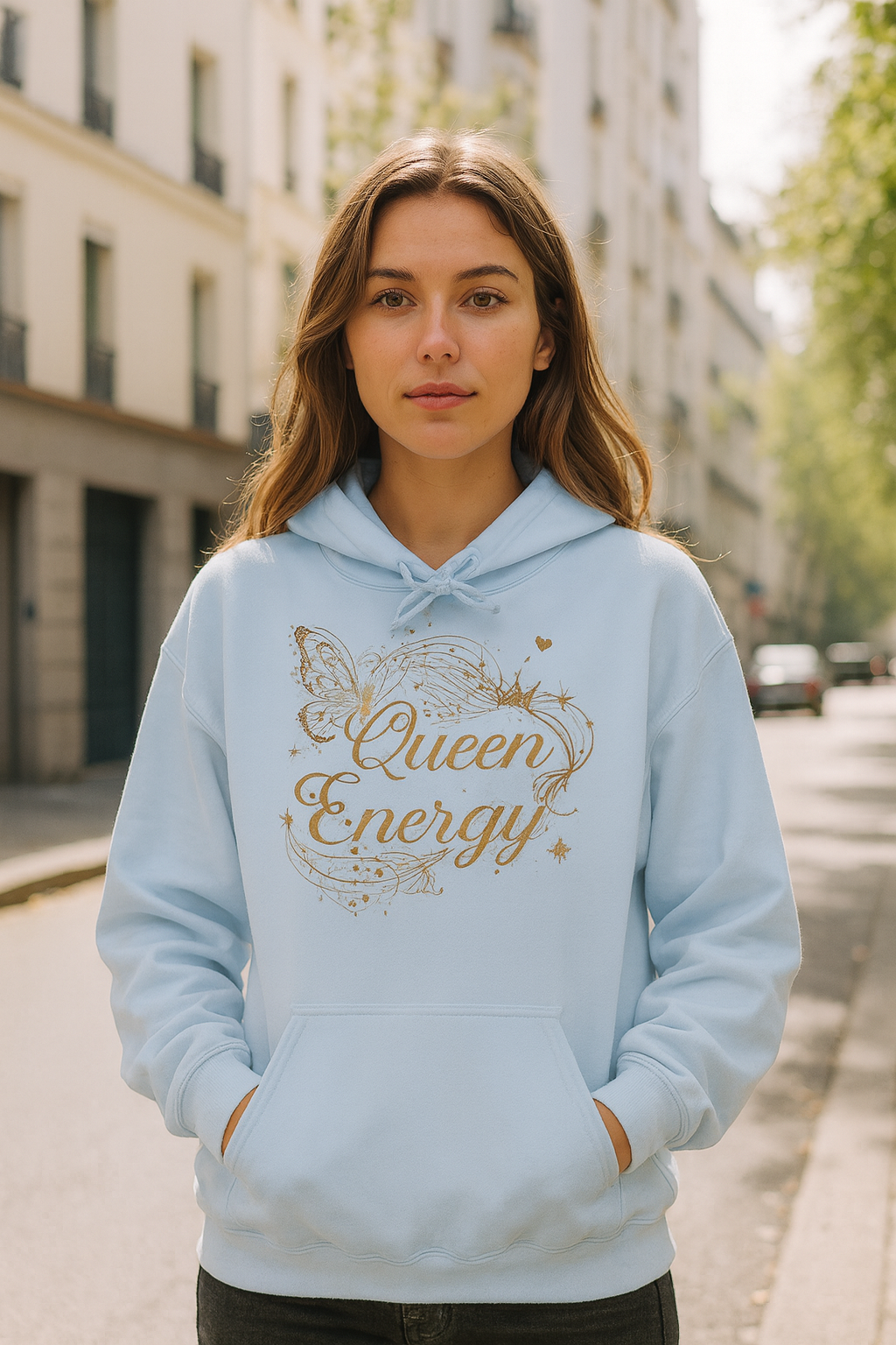 „Queen Energy“ Hoodie – Femininer Premium Kapuzenpullover mit Schmetterling & Sternen