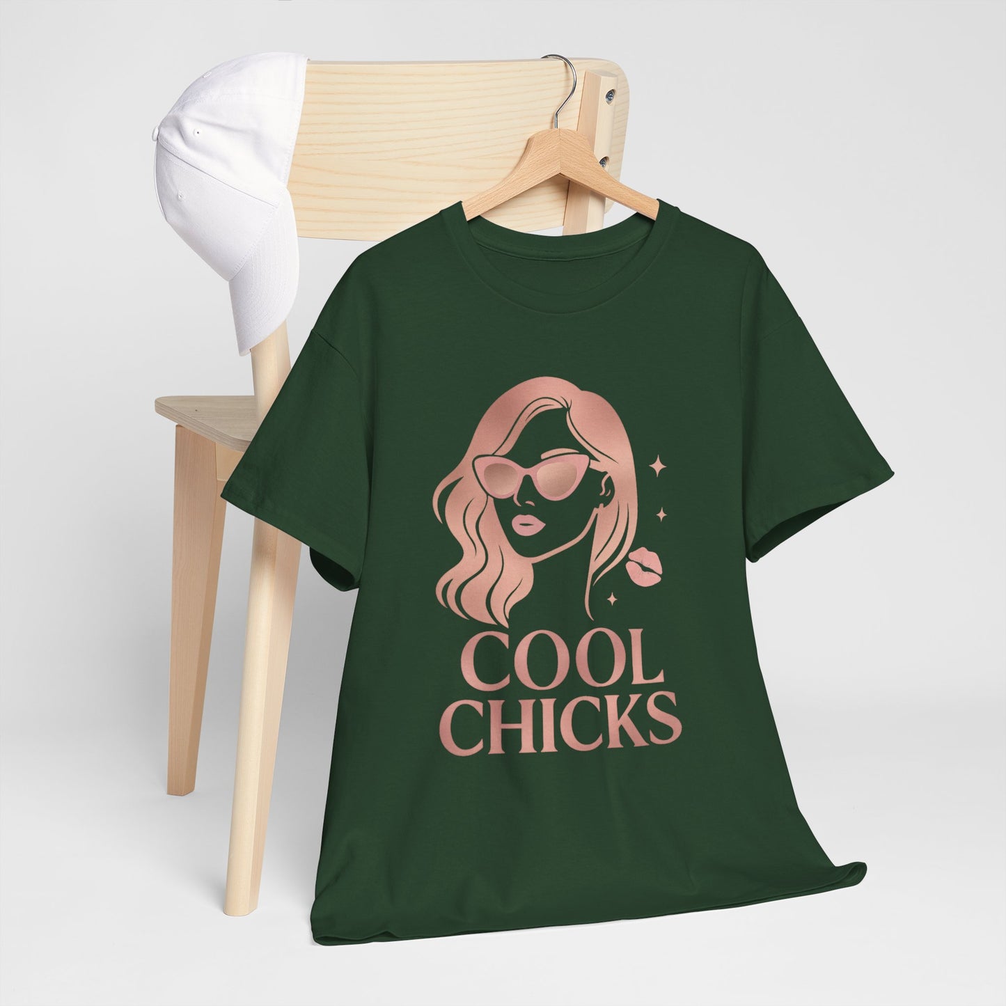 COOL CHICKS T-Shirt – Lässiger Vintage-Look mit Statement