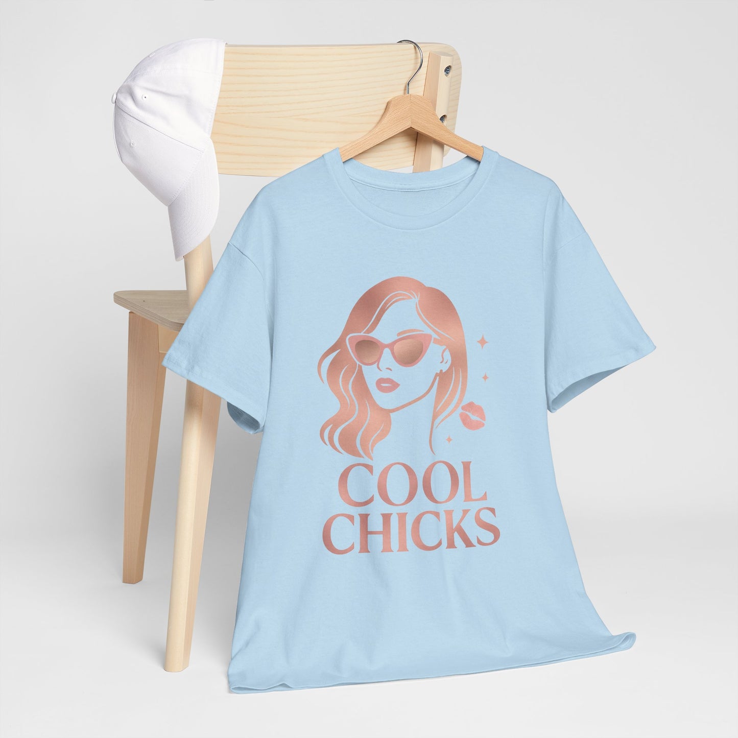 COOL CHICKS T-Shirt – Lässiger Vintage-Look mit Statement